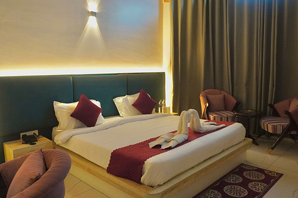 Deluxe Hill View Room